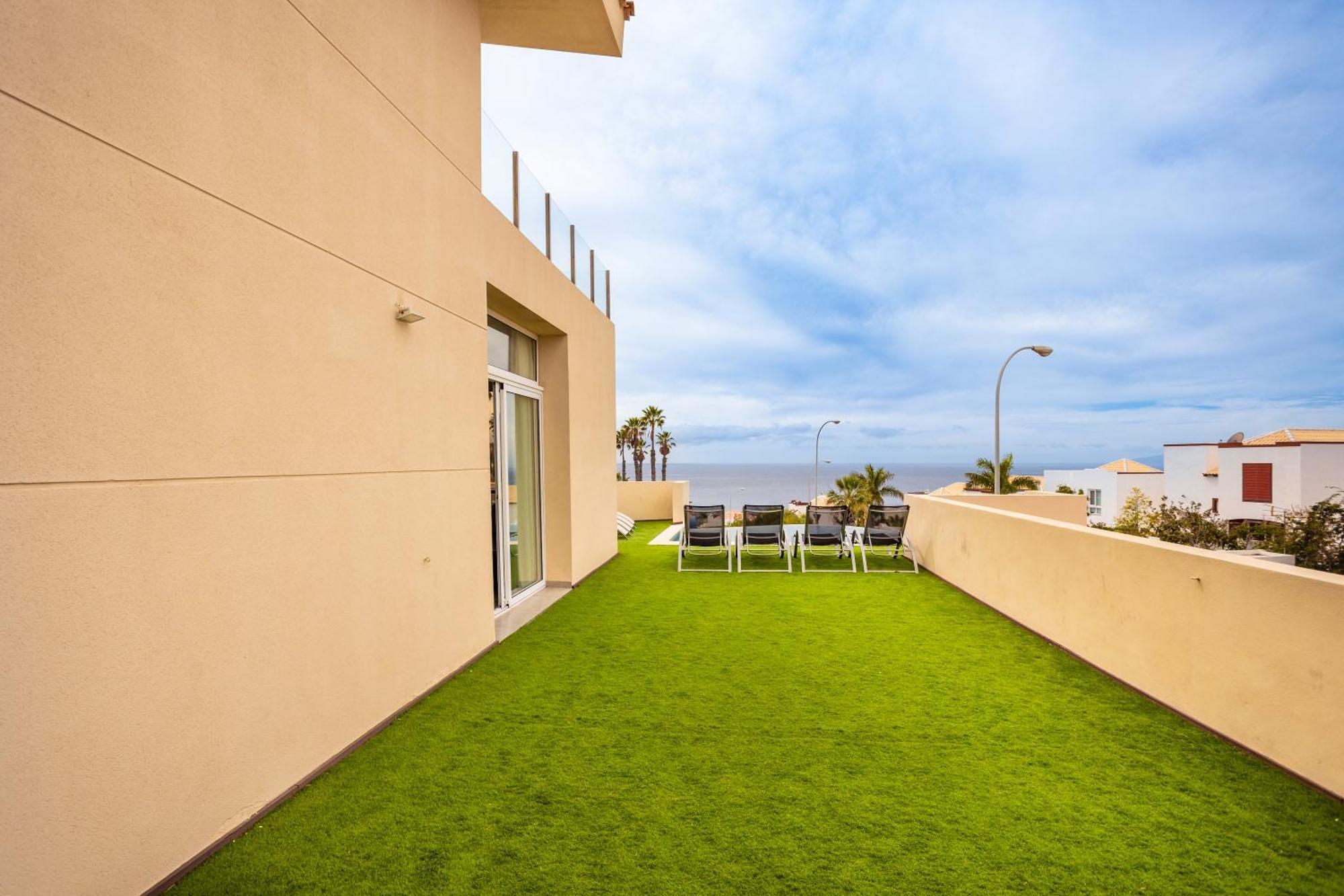 Villa Olbia Charming Dreamview With Jacuzzi 阿德耶 外观 照片
